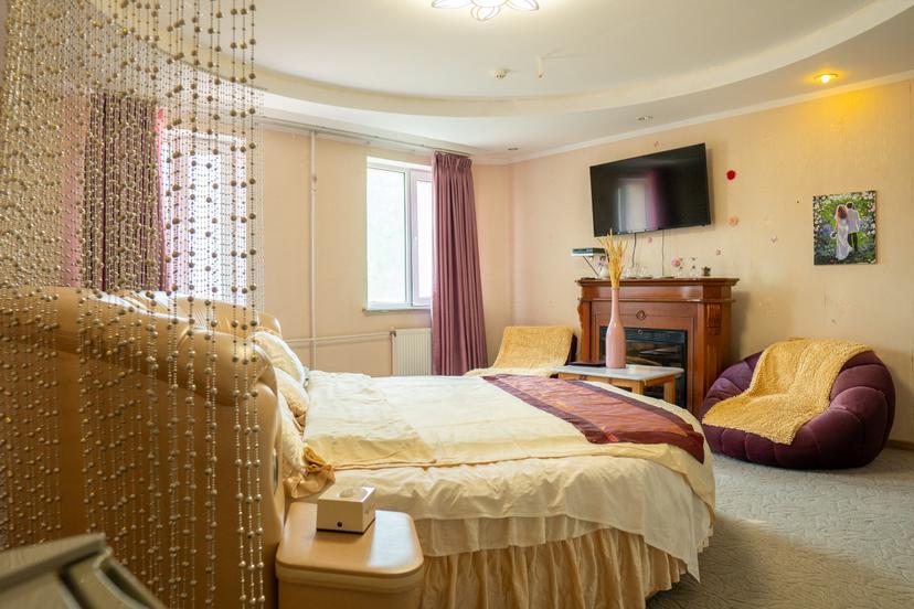 Room 4